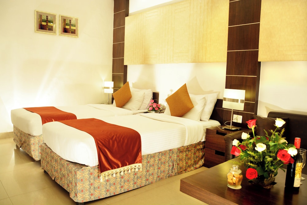 The New Marrion Hotel 16/44
