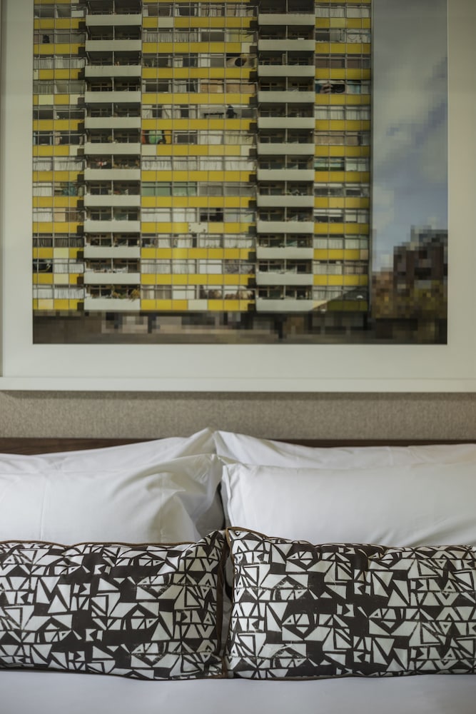 Autograph Collection Bankside Hotel 25/48