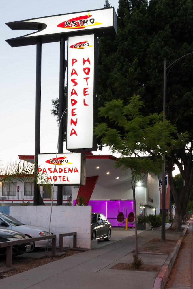 Astro Pasadena Hotel 1/45