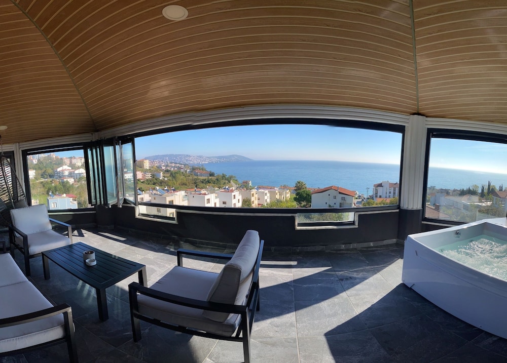 No 57 Suites 31/50