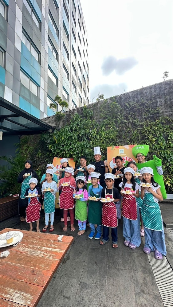 Ibis Styles Bekasi Jatibening 67/72