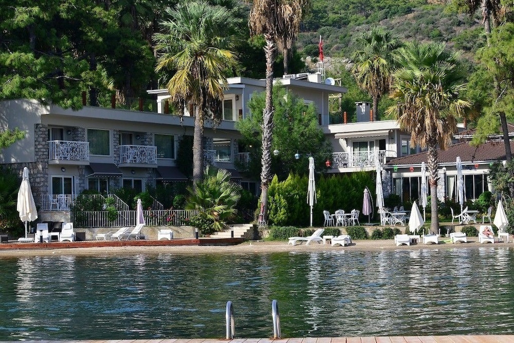 Joya Del Mar Hotel 67/71