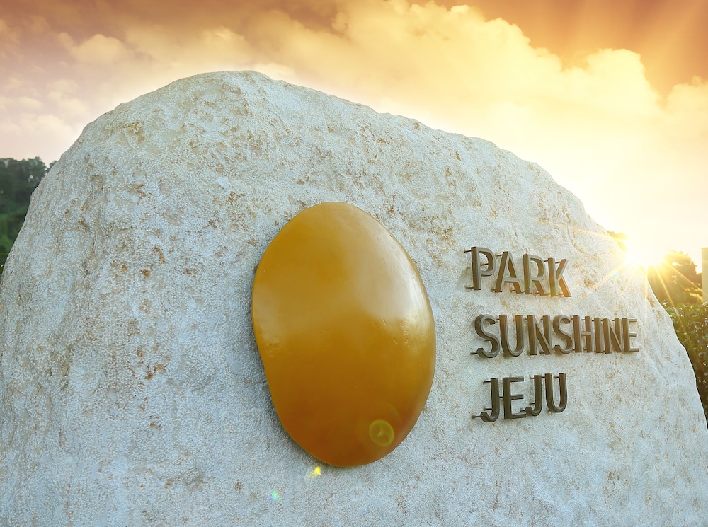 Park Sunshine Jeju 39/63