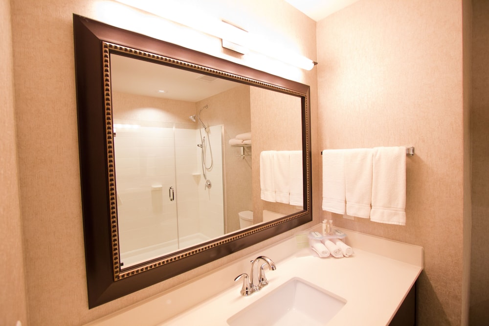 Holiday Inn Express & Suites Austin NW - Lakeway 32/50