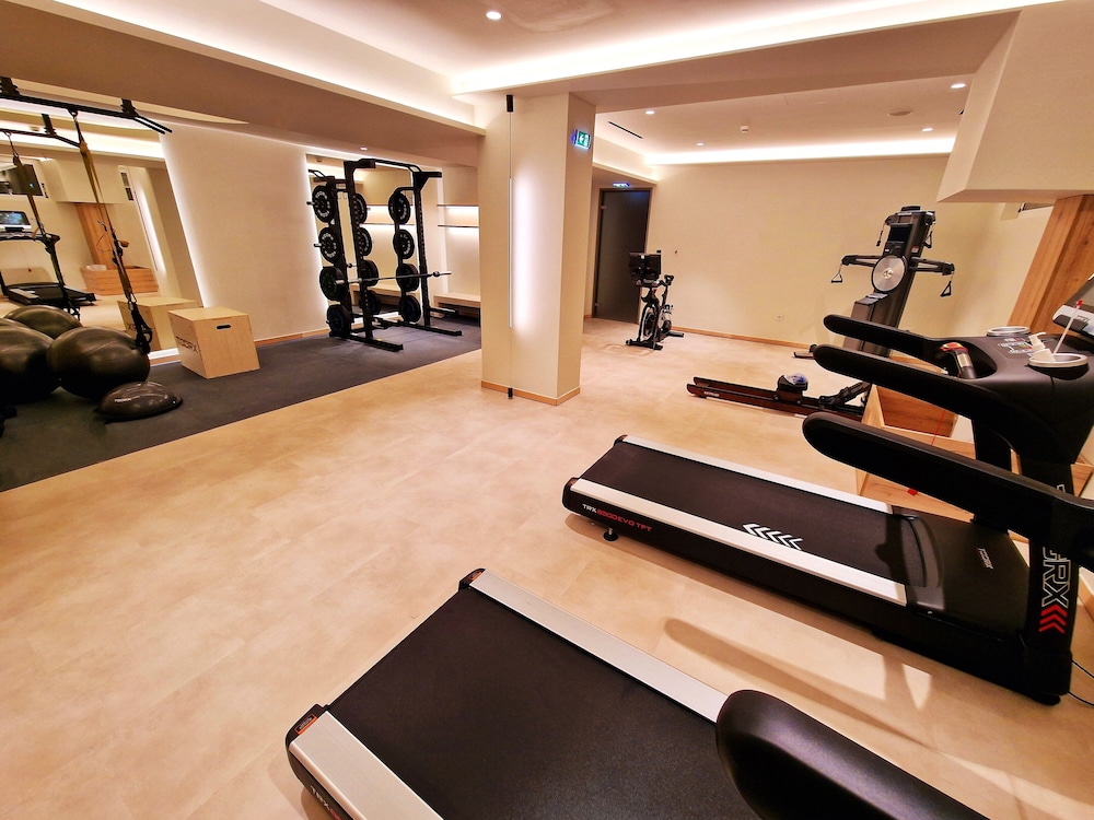 Tsamis Zante Suites 61/86