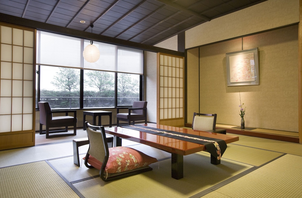 Kanazawa Chaya 5/42