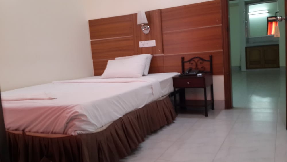 Skylink Ltd Hotel 17/47