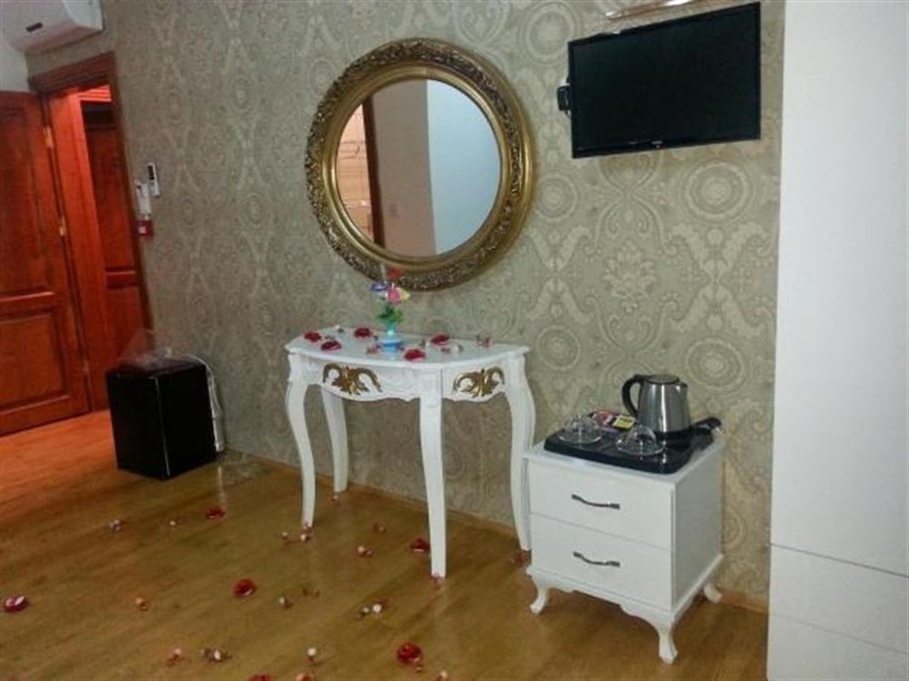 Suleymaniye Hotel 37/39