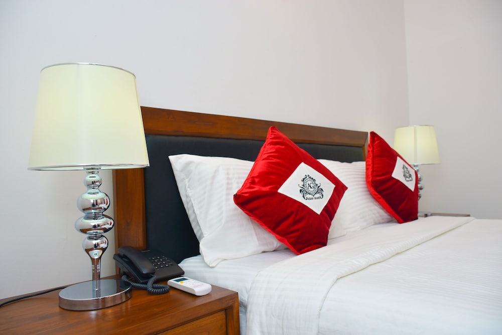 Asian Grand Hotel photo2