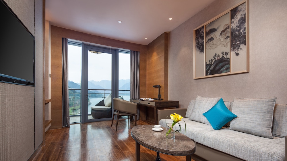 Crowne Plaza Hangzhou Thousand Island Lake 47/76