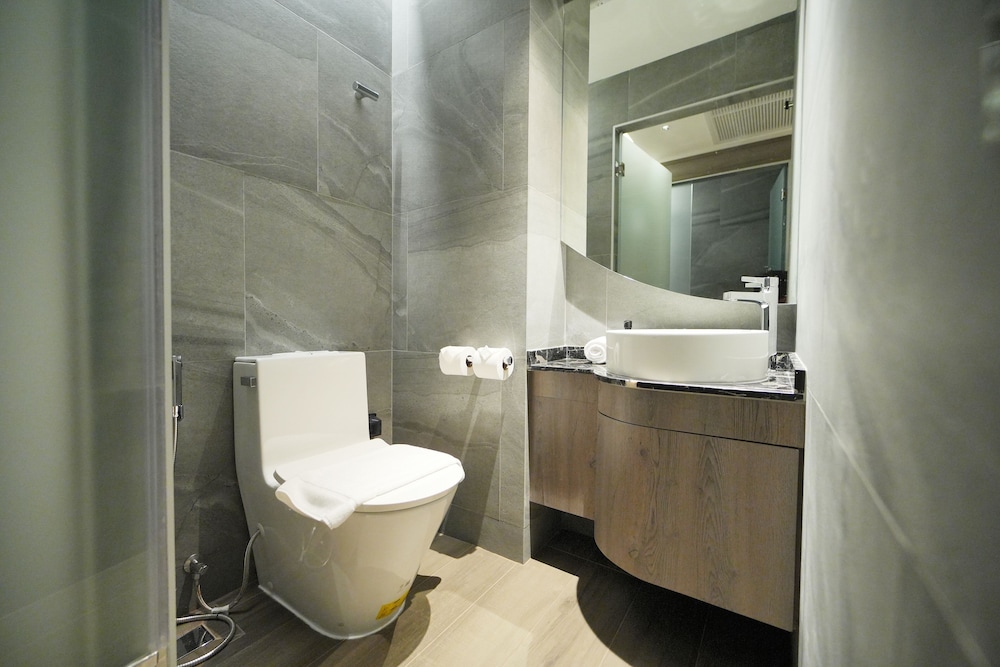 Ten Six Hundred, Chao Phraya, Bangkok by Preference 57/58
