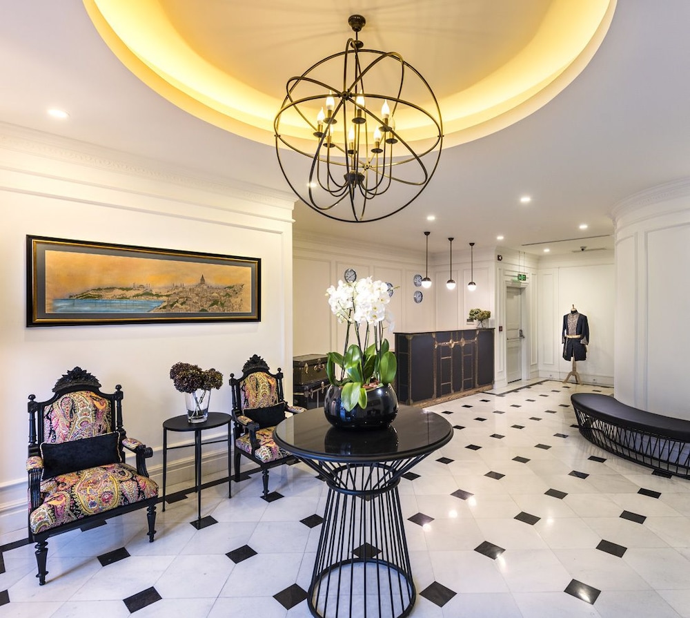 Nevv Bosphorus Hotel & Suites 8/68