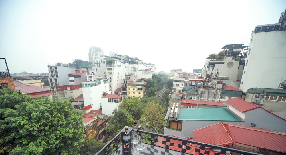 L Amant de Hanoi Hotel 32/42