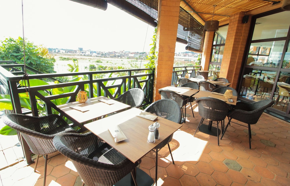 Radisson Blu Hotel Antananarivo Waterfront 45/50