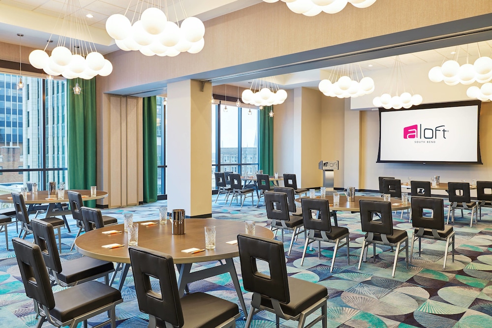 ALOFT SOUTH BEND 21/29
