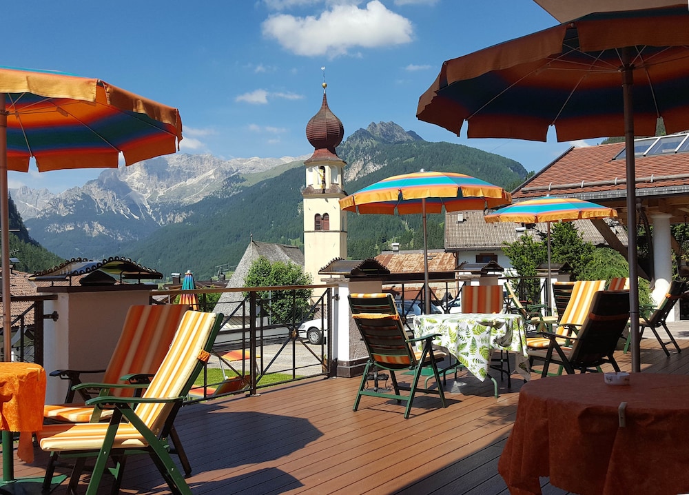 Hotel Cesa Tyrol 61/71