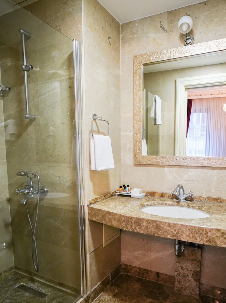 Hotel Gritti Pera 20/75