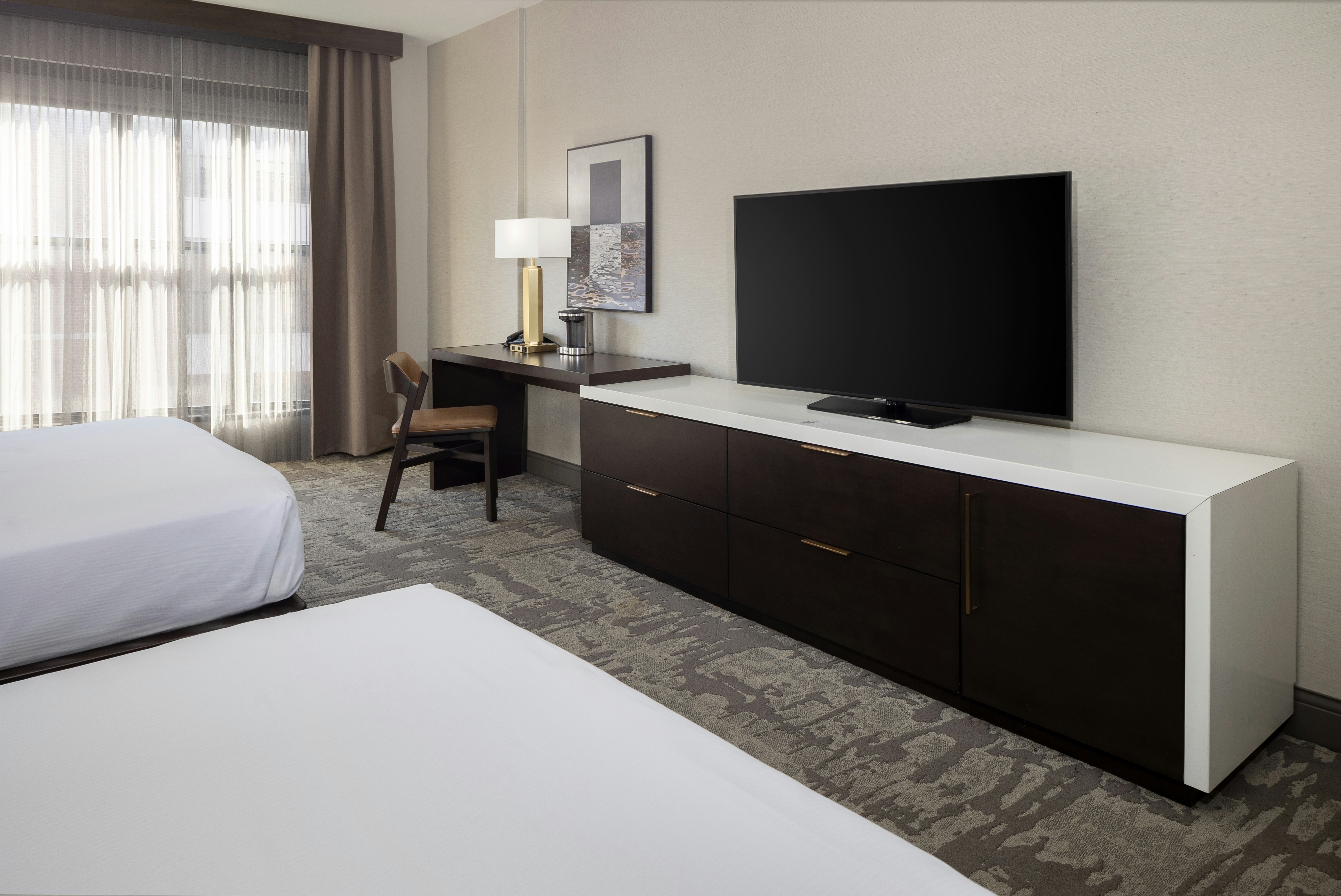 غرفة ديلوكس بسريرين كوين، Hilton Promenade At Branson Landing 2/4