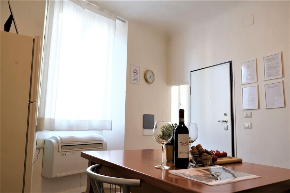 Wine Apartments Florence Morellino 28/28