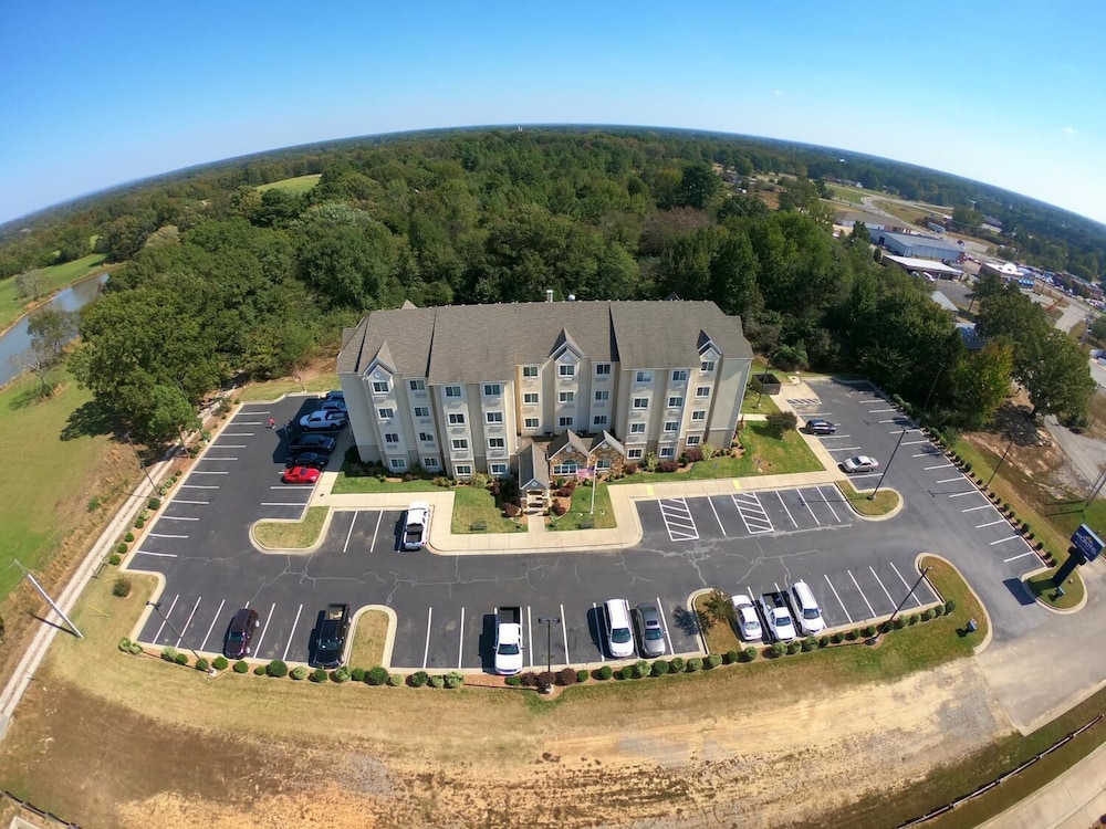 Microtel Inn & Suites by Wyndham Searcy 5/50