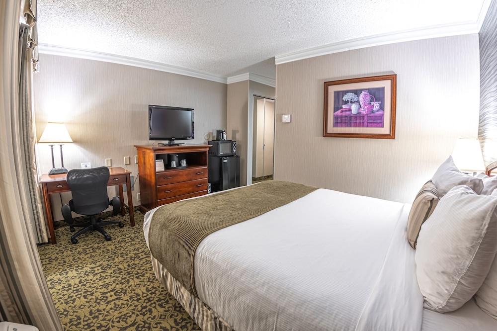 Salt Lake Plaza Hotel 10/39