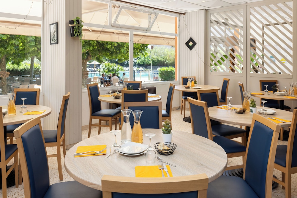 Hotel Club Le Capet 22/38