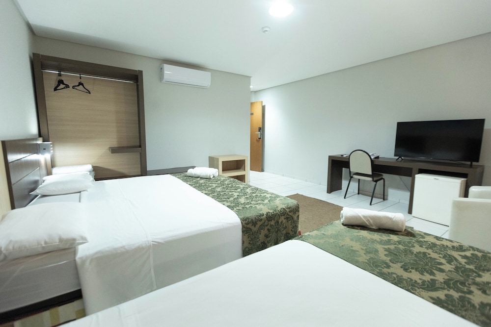 Hits Pantanal Hotel 25/60
