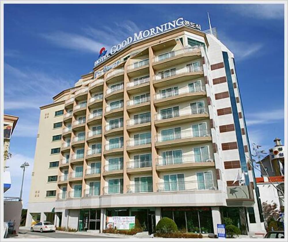 Good Morning Hotel and Resort in SOKCHO