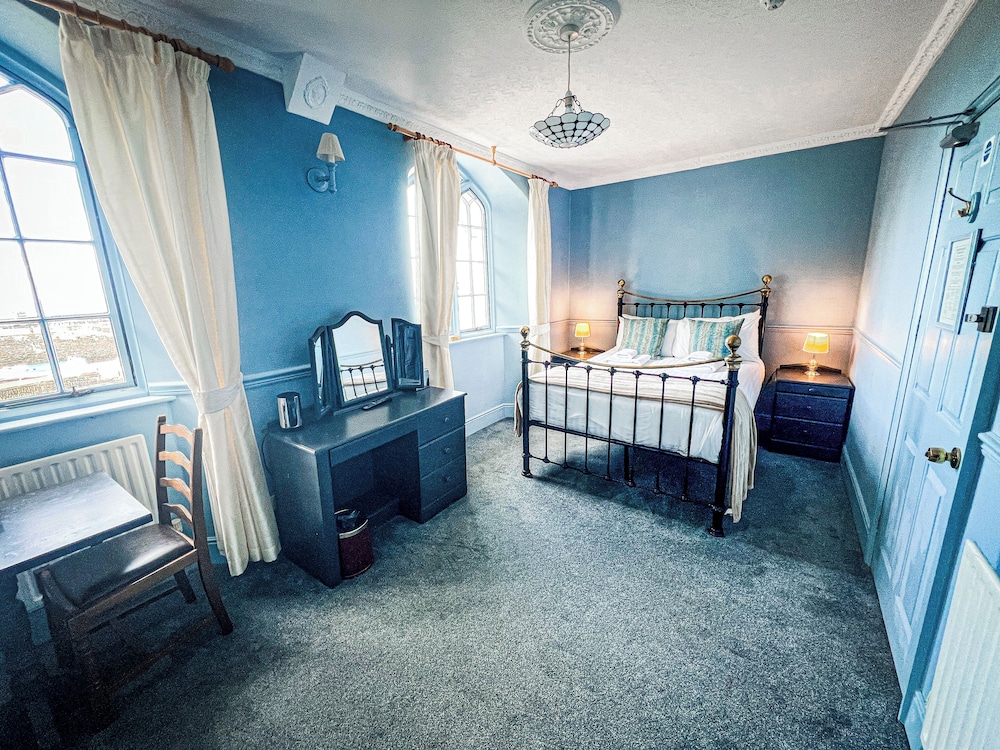 Rock House Hotel - Guest House 12/37