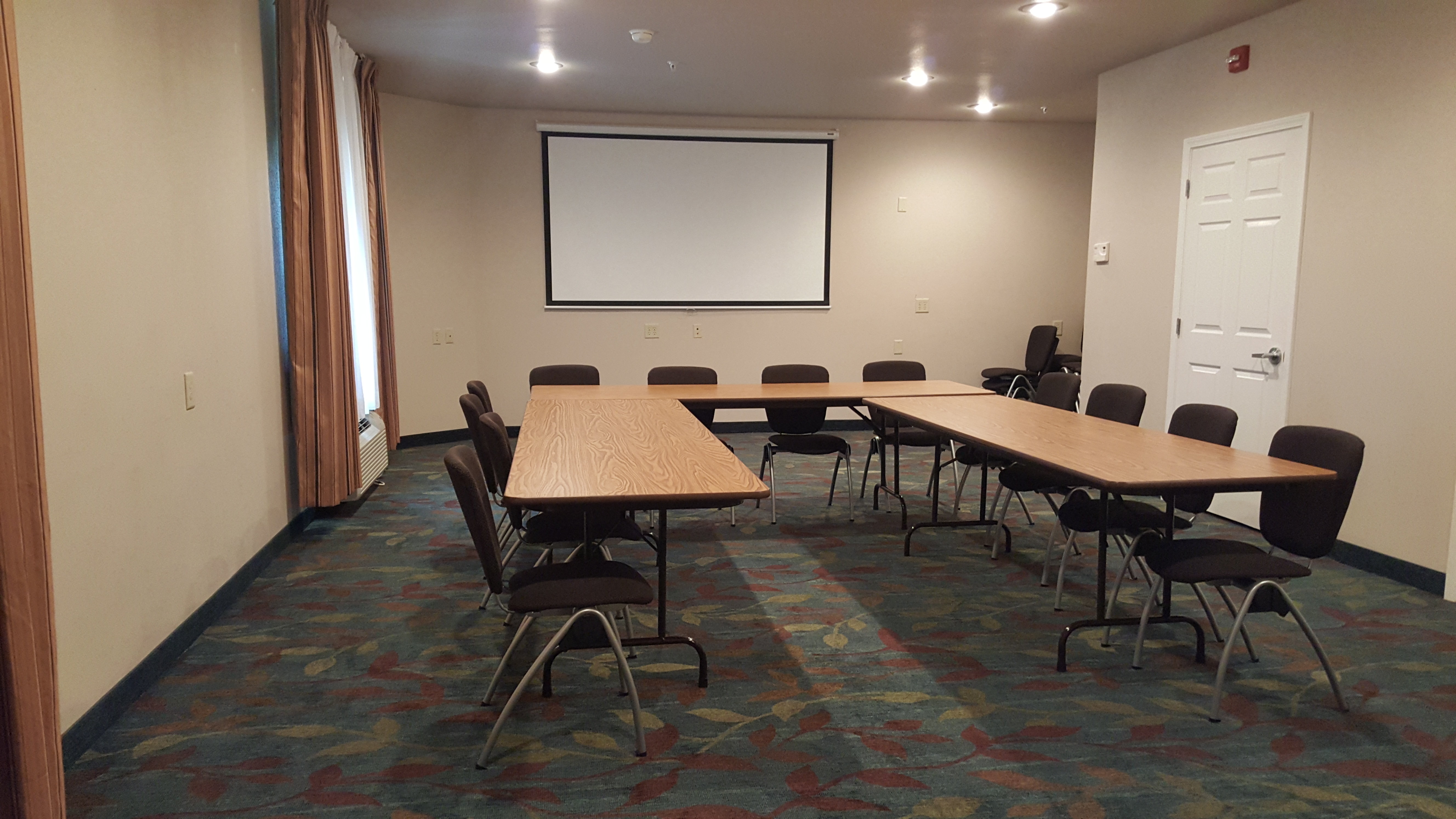 Candlewood Suites Hot Springs 38/50