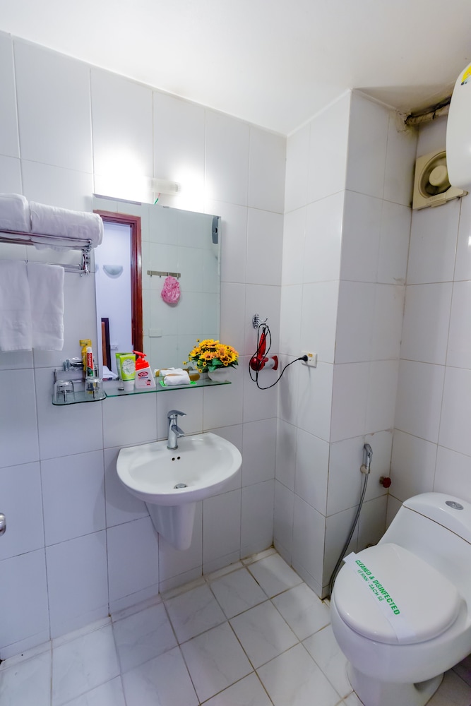 A25 Hotel - 30 An Duong 40/50