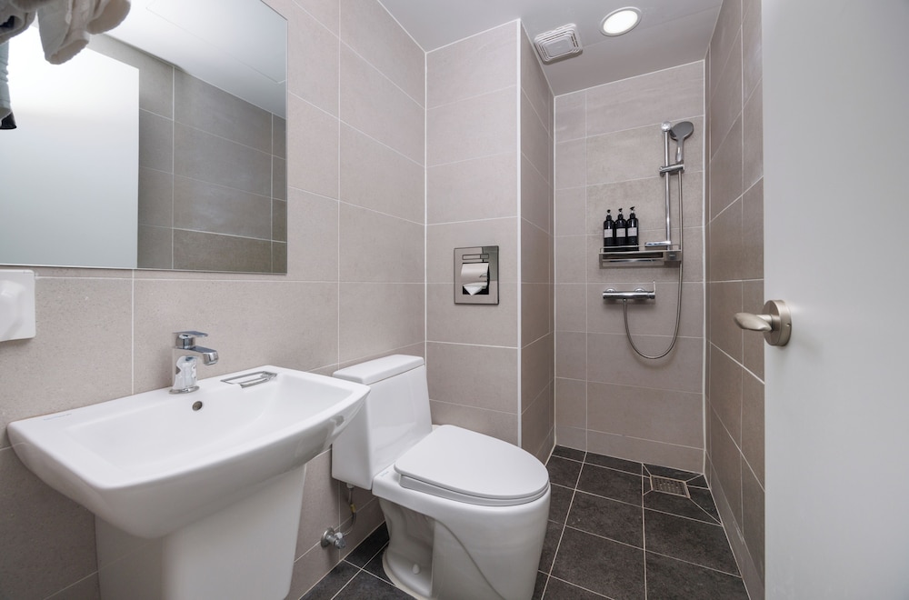 Hotel Kenny Gijang 43/43