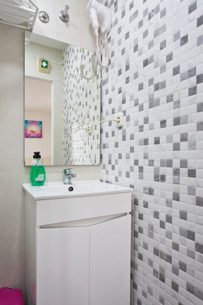 Braganca Oporto Hotel 10/70