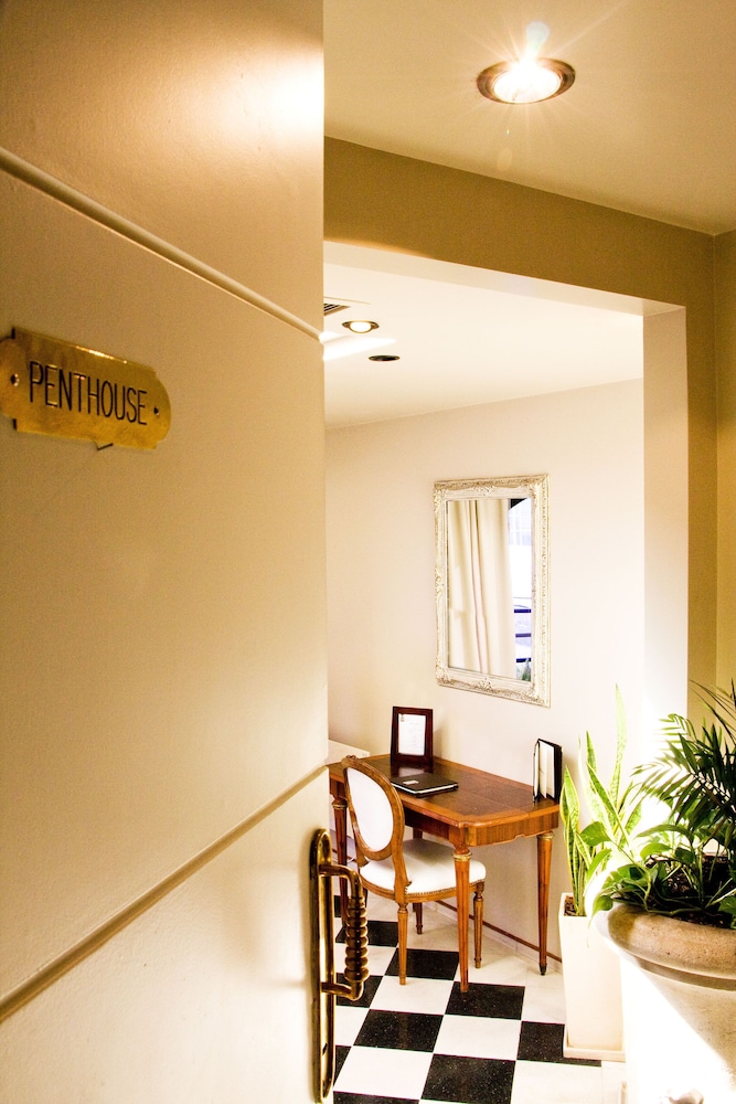 ULISES RECOLETA SUITES 43/64