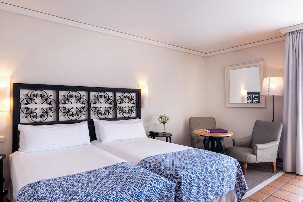 STANDARD, TWIN BEDS