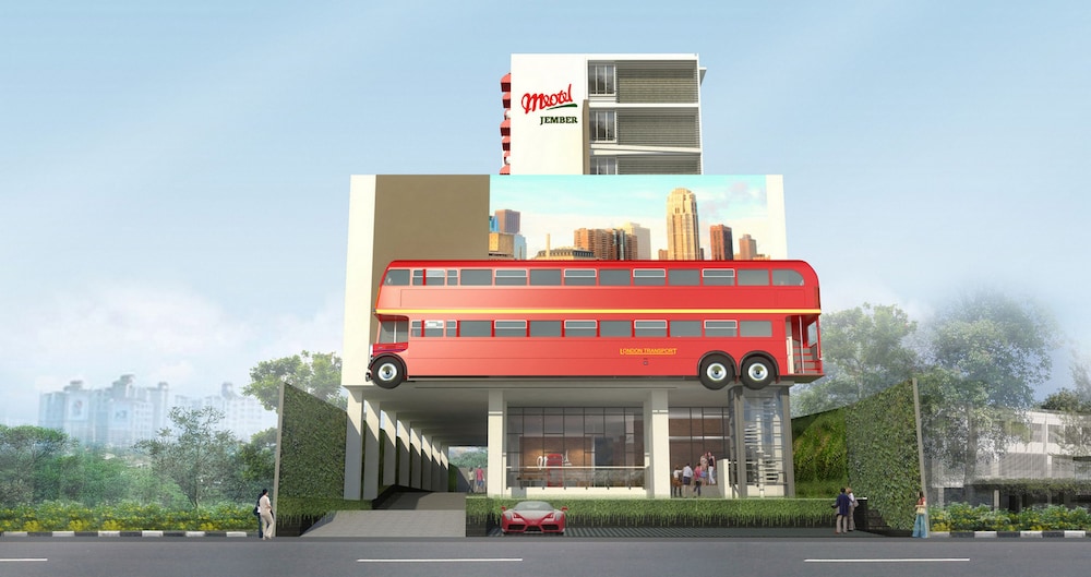 Hotel FortunaGrande Jember 6/61