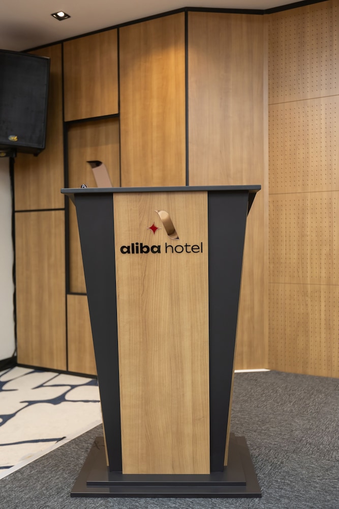 Aliba Hotel 6/50