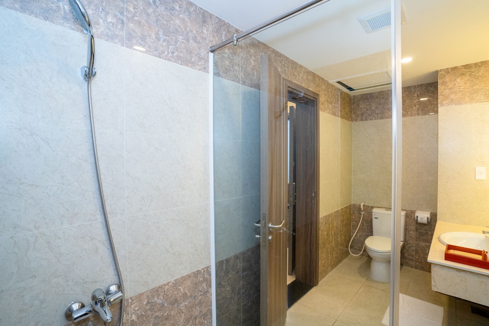Navy Hotel Cam Ranh 49/50