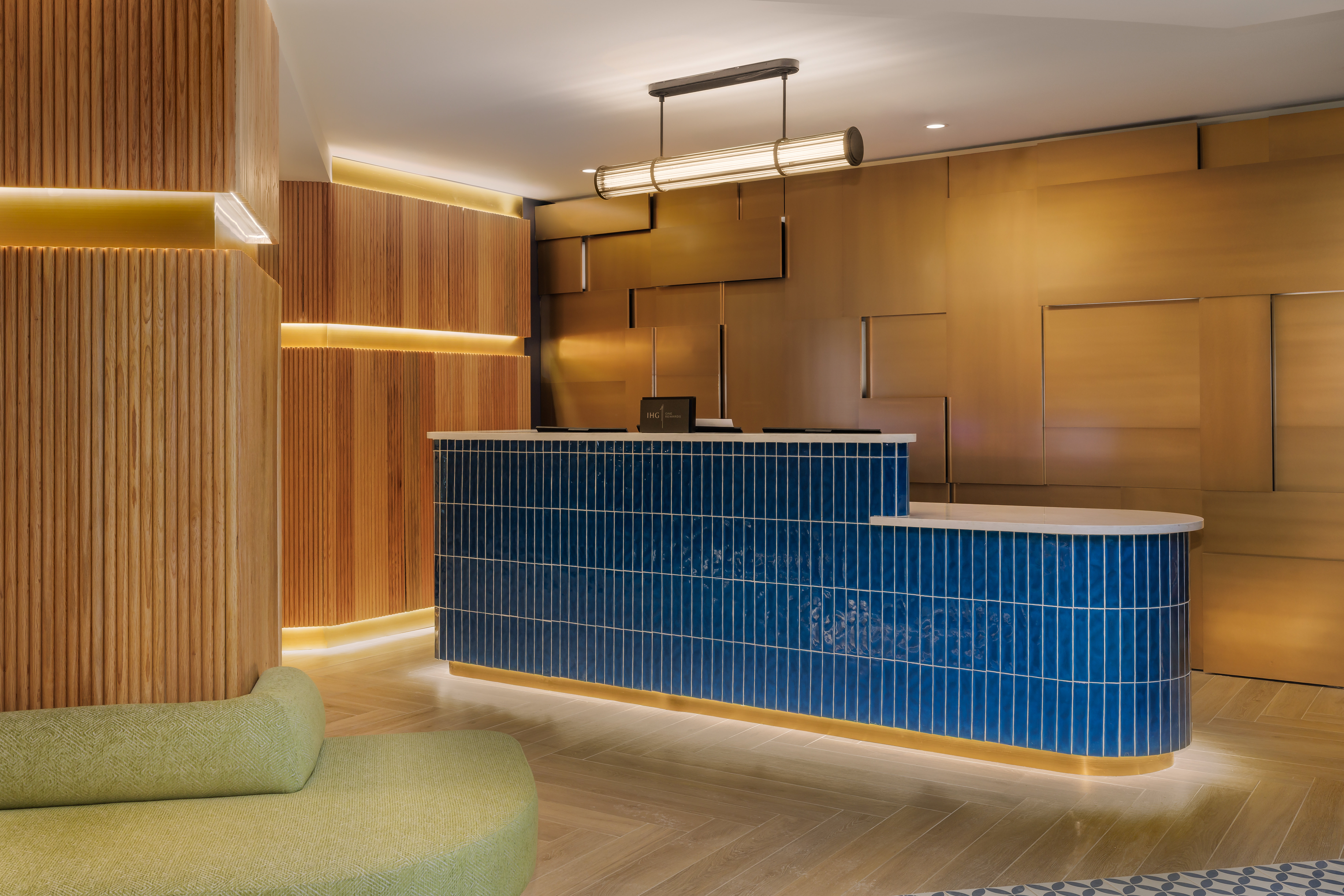 Troy Inn & Suites 7/50