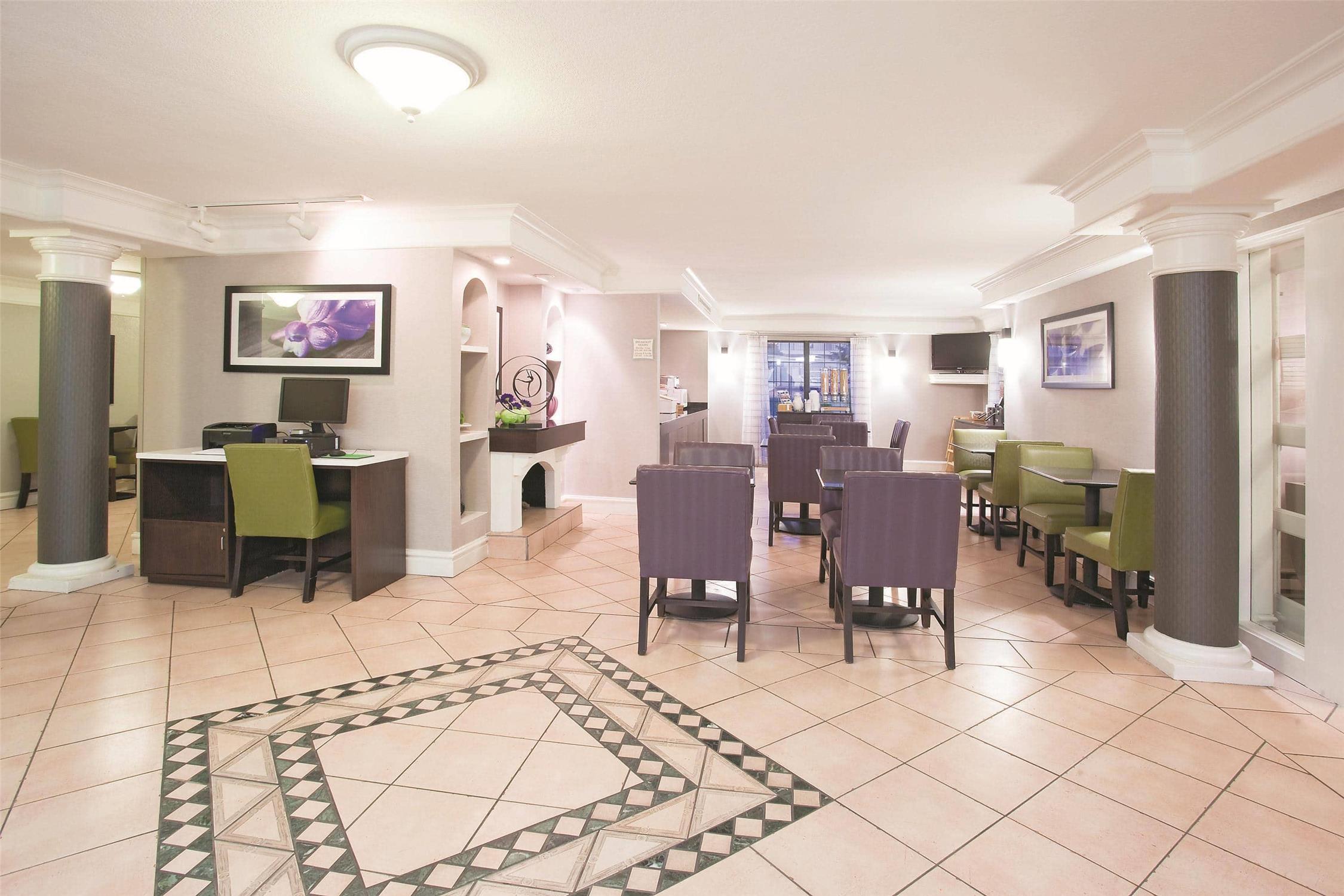 La Quinta Inn by Wyndham Salt Lake City Midvale 25/33