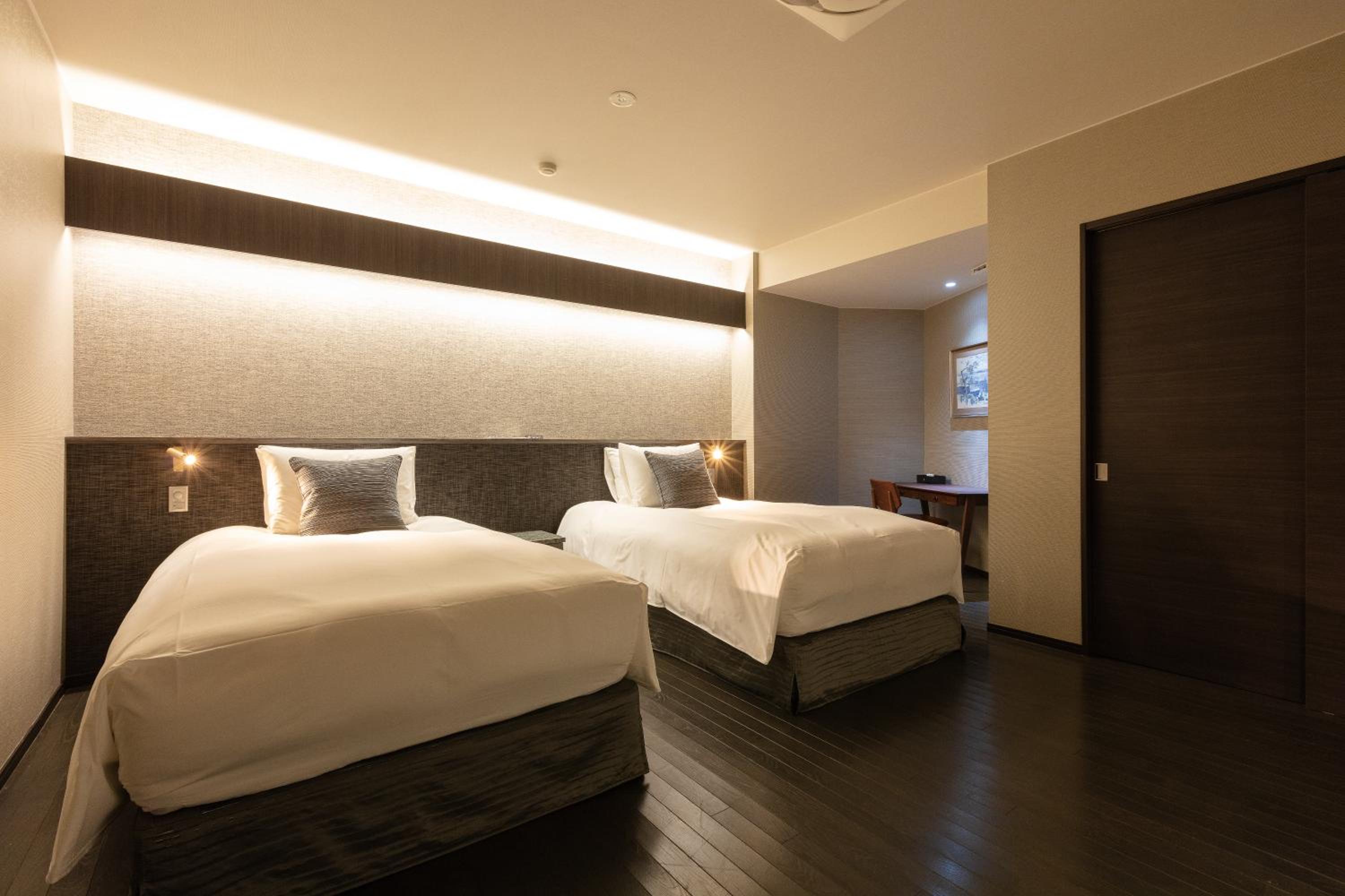 Semi Room, Grand, Suite, 2 Semi Double Beds, Terrace