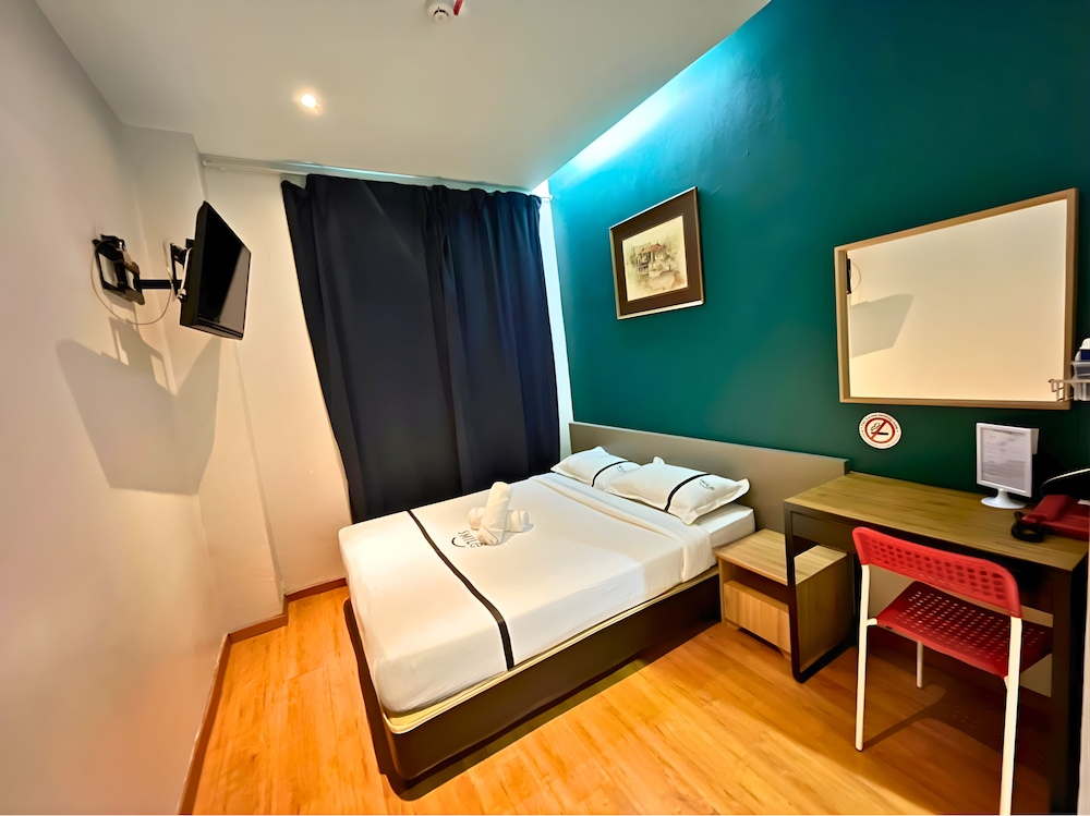 Smile Hotel Wangsa Maju 12/42