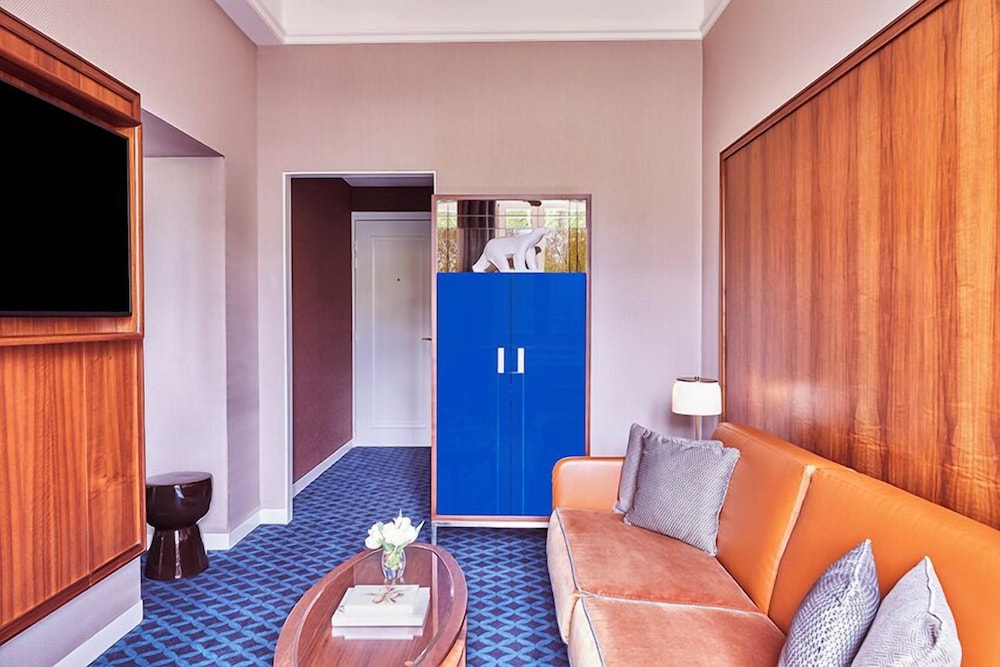 HOTEL BARRIERE LE WESTMINSTER 47/63