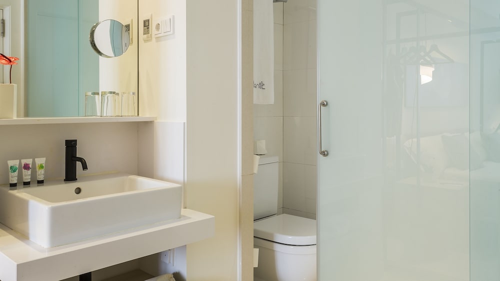 Hotel Denit Barcelona 45/48