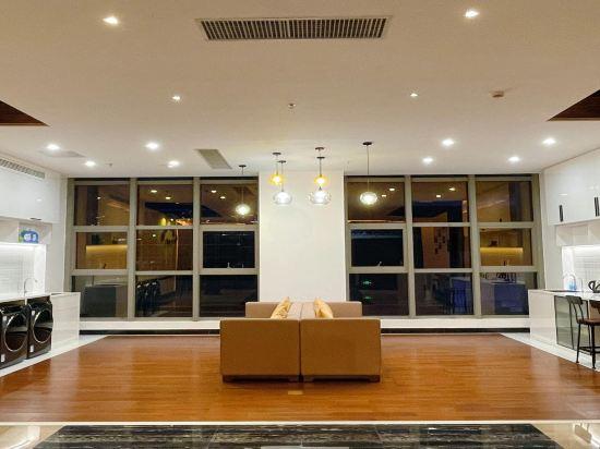 Easco Hotel 36/50