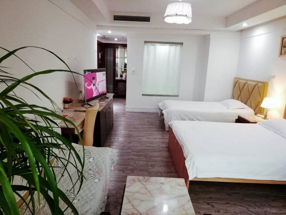 Shanghai Qidian Apartment The Bund 12/50