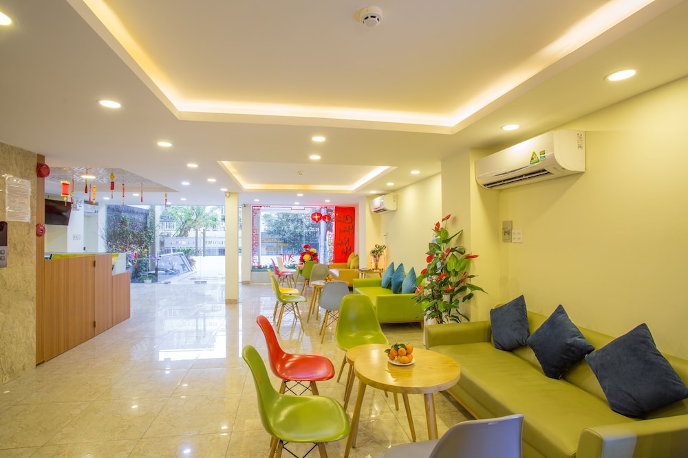 Camila Hotel 33/50