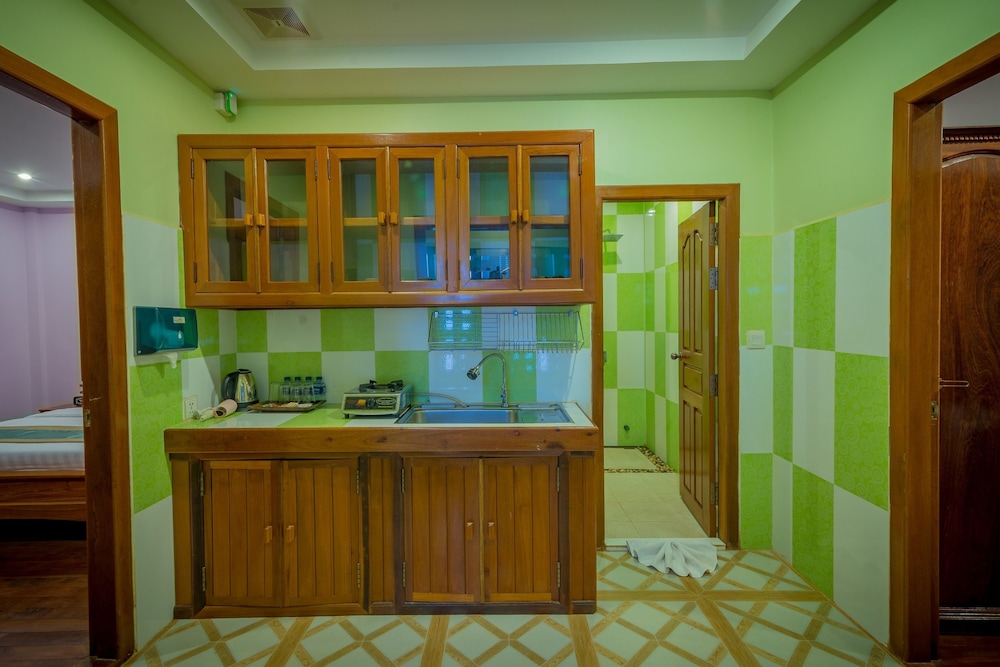 Bunwin Boutique Hotel 37/40