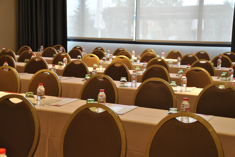 BREA’S HOTEL 19/28
