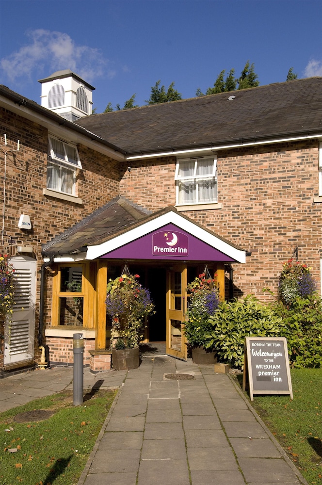 Premier Inn Wrexham North (A483) in WREXHAM